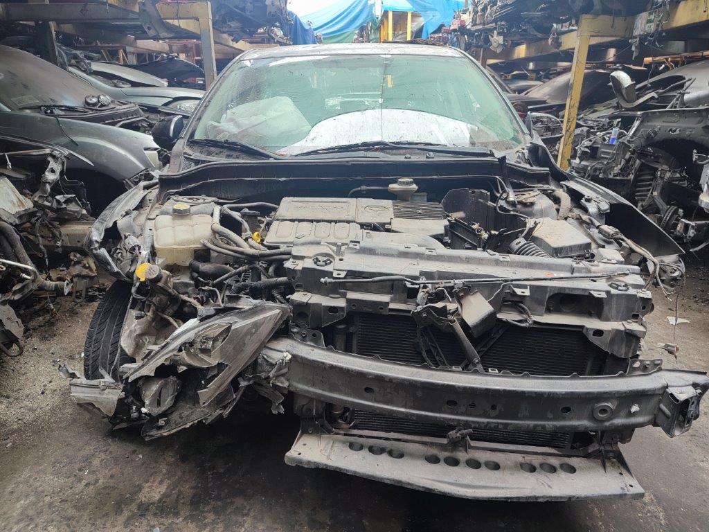  Mazda 3  USADO